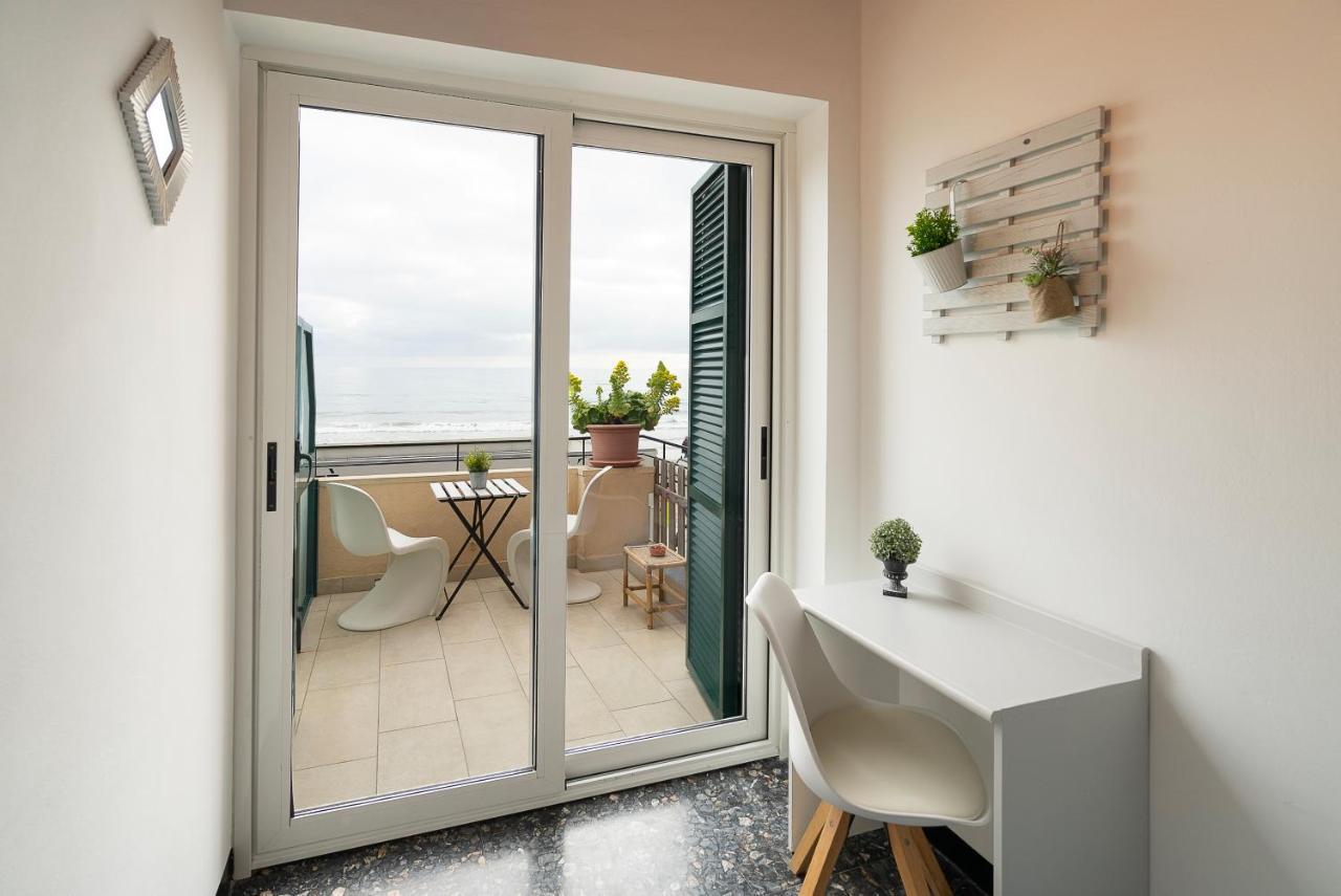 Fronte Mare Con Terrazzo Apartment *